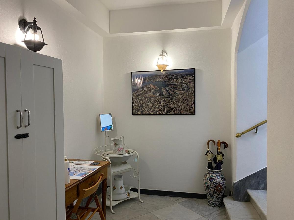 B&B Dormire Dai Grimaldi Genua Zewnętrze zdjęcie